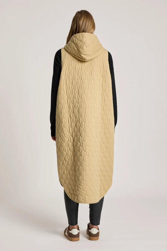 Eb + Ive - Sansi Quilted Long Vest - Dune